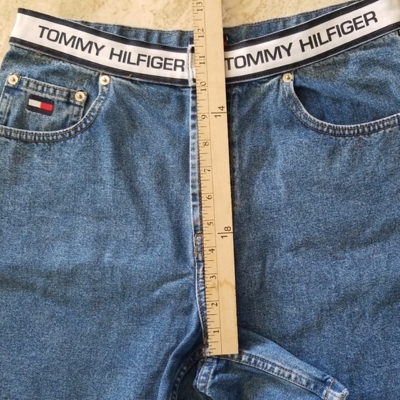 SOLD!!!VTG Tommy Hillfiger Shorts w/ Tommy Band - Picture 8 of 8
